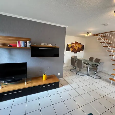 Stadt-domizil Fuer 6 Pers Mit Parkplatz ריטברג