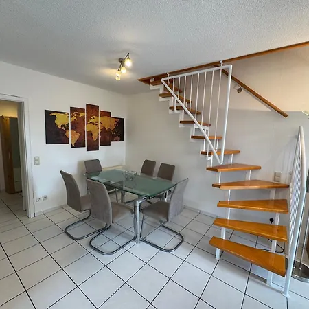 Stadt-domizil Fuer 6 Pers Mit Parkplatz דירה *